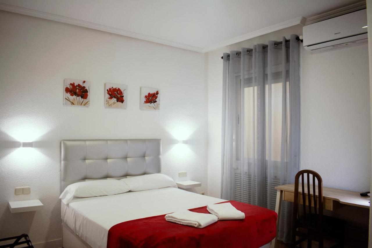 Hostal Artico — Photos 3